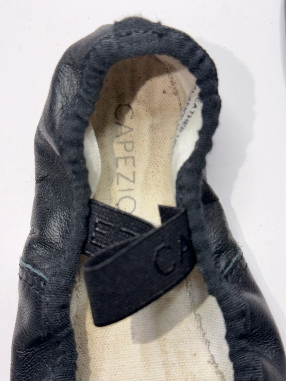 caprizo capezio black